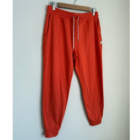 Vuori Performance Jogger Pants in Grapefruit Heather Orange - Picture 6 of 9